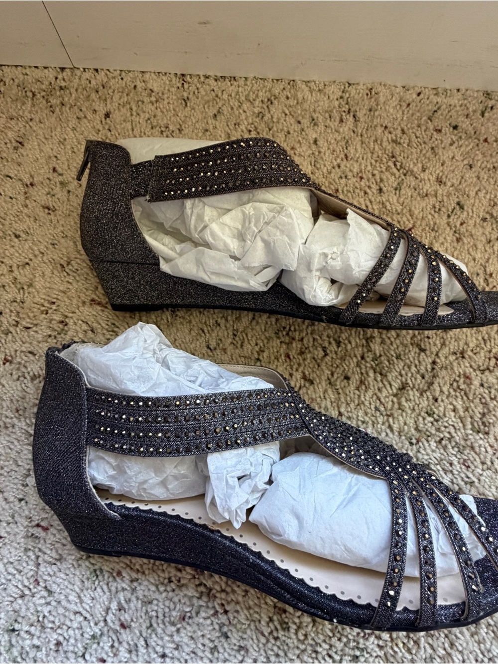 Charter Club Ginifurf Pewter Strappy Women's Dress Sandals - Picture 4 of 6